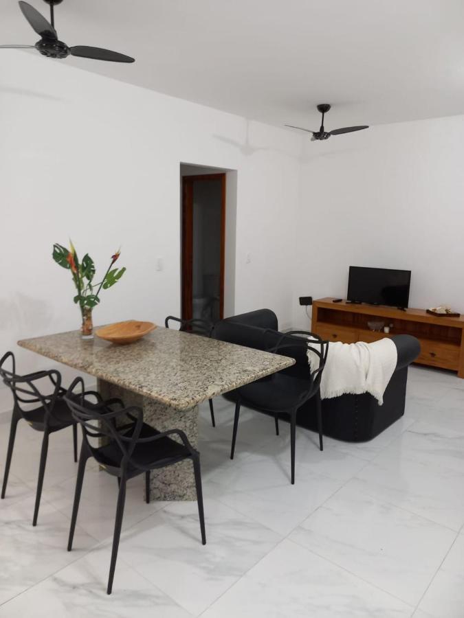 Apto Encantador Com Piscina Em Apartamento